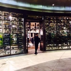 Meet your Posher, Fandy